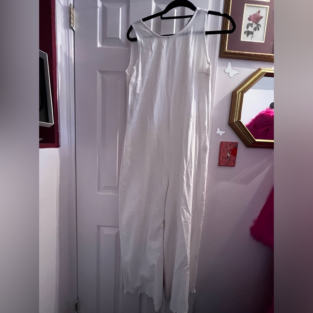 MISSLOOK Classic White Jumpsuit